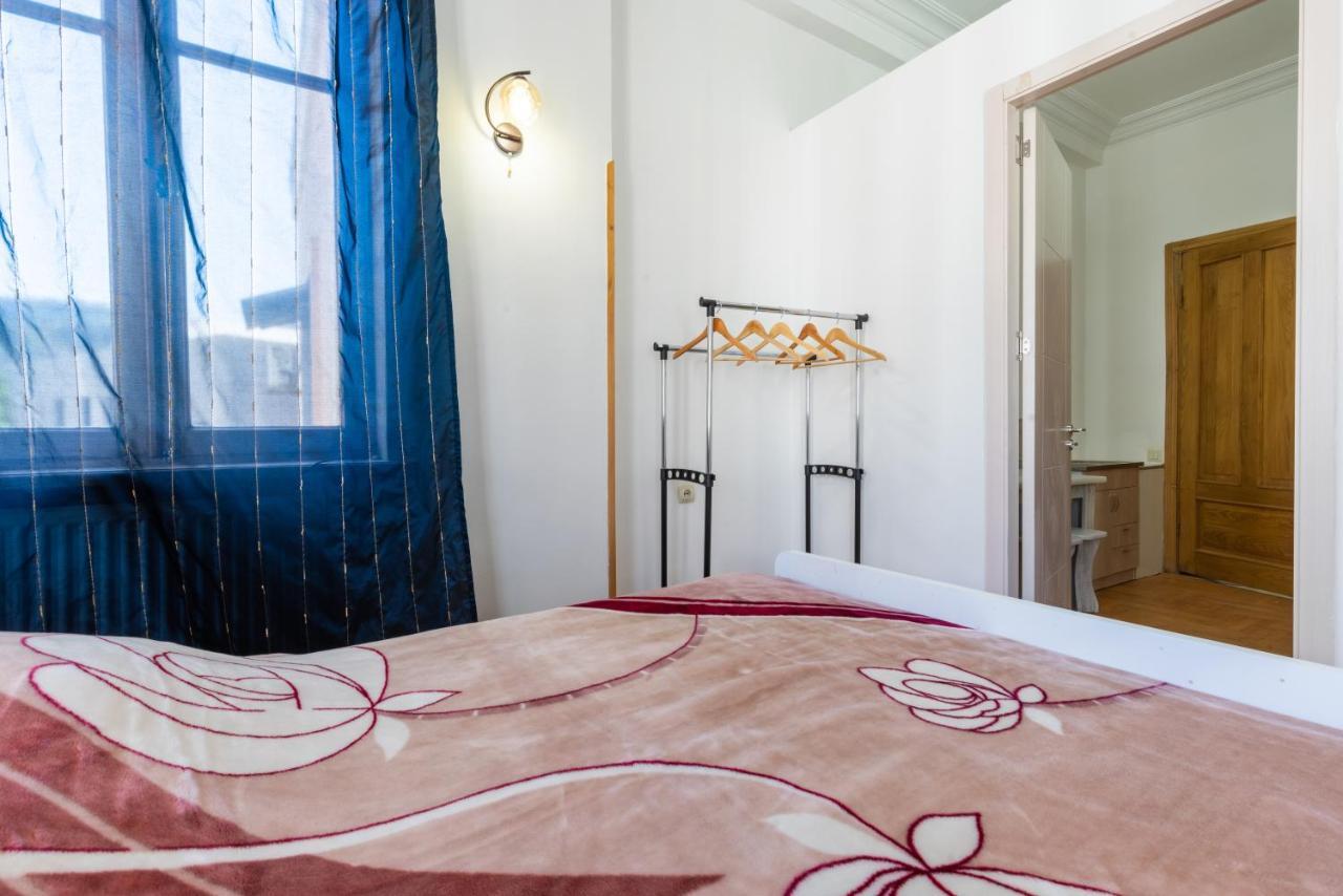 Center 4 You Hotel Tbilisi Luaran gambar