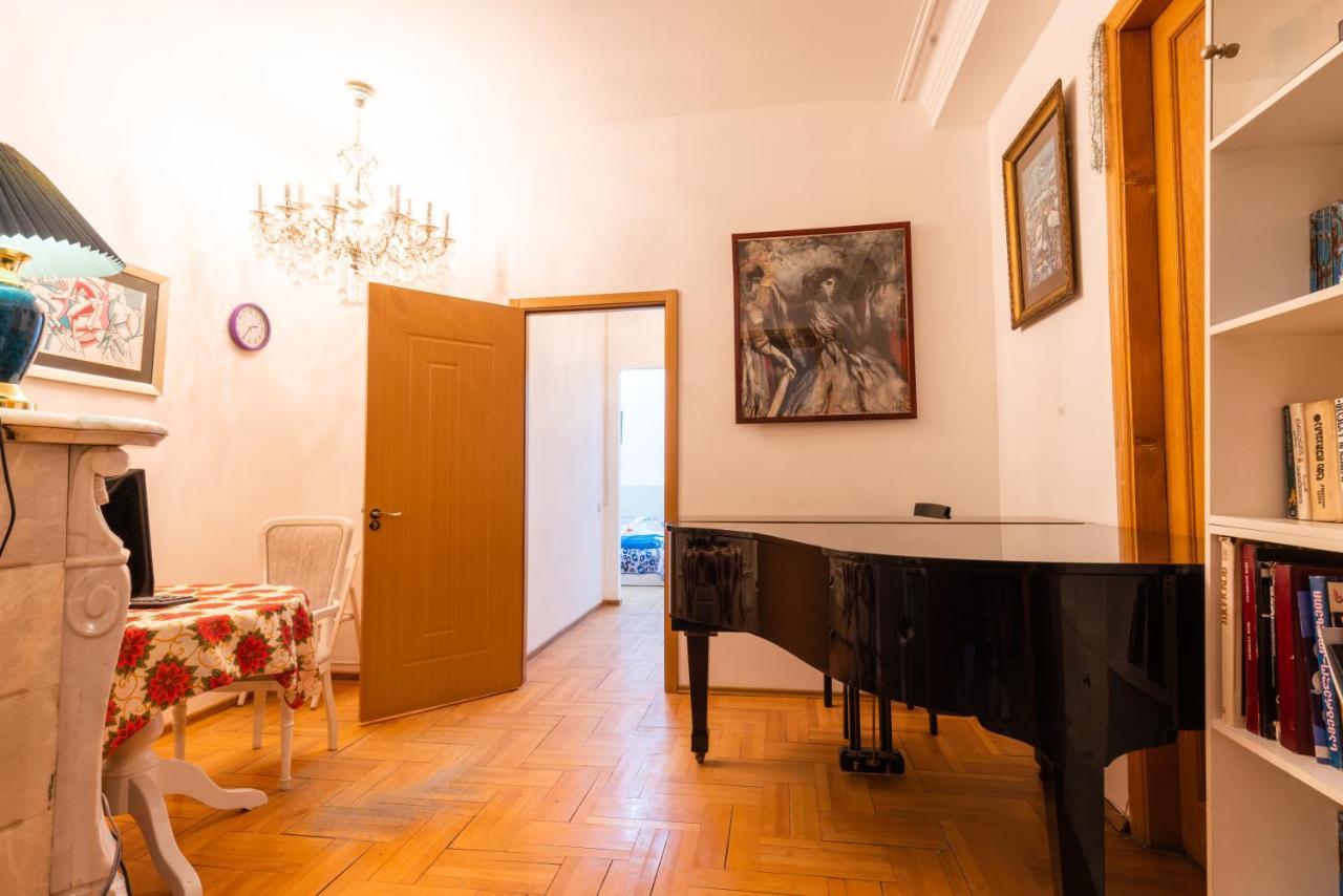 Center 4 You Hotel Tbilisi Luaran gambar